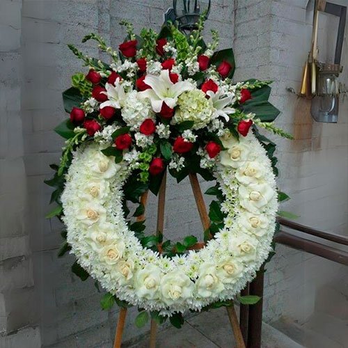 corona de flores para difuntos